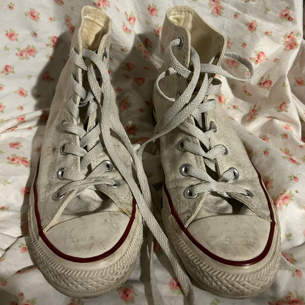 White converse